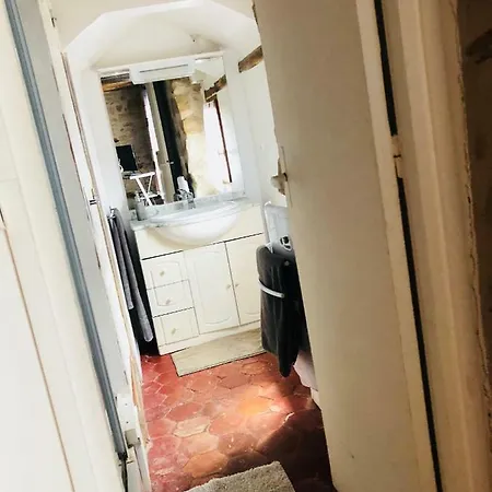 Penty Bellifontain Apartamento